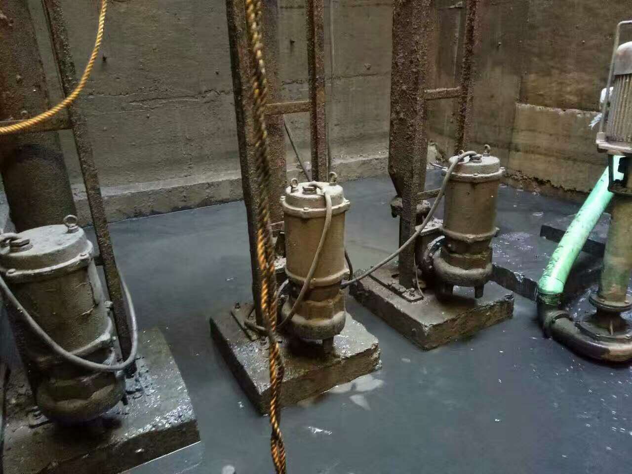 袁州污水池清理